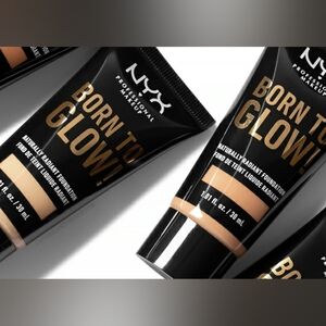 NWT NYX Born To Glow Naturally Radiant Foundation